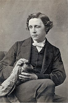 220px-Lewis_Carroll_1863.jpg picture